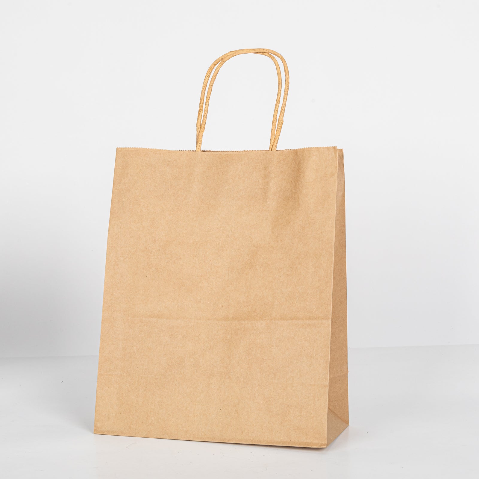 12x Papieren tas gedraaid handvat - 22cm x 27cm x 11cm Kraft