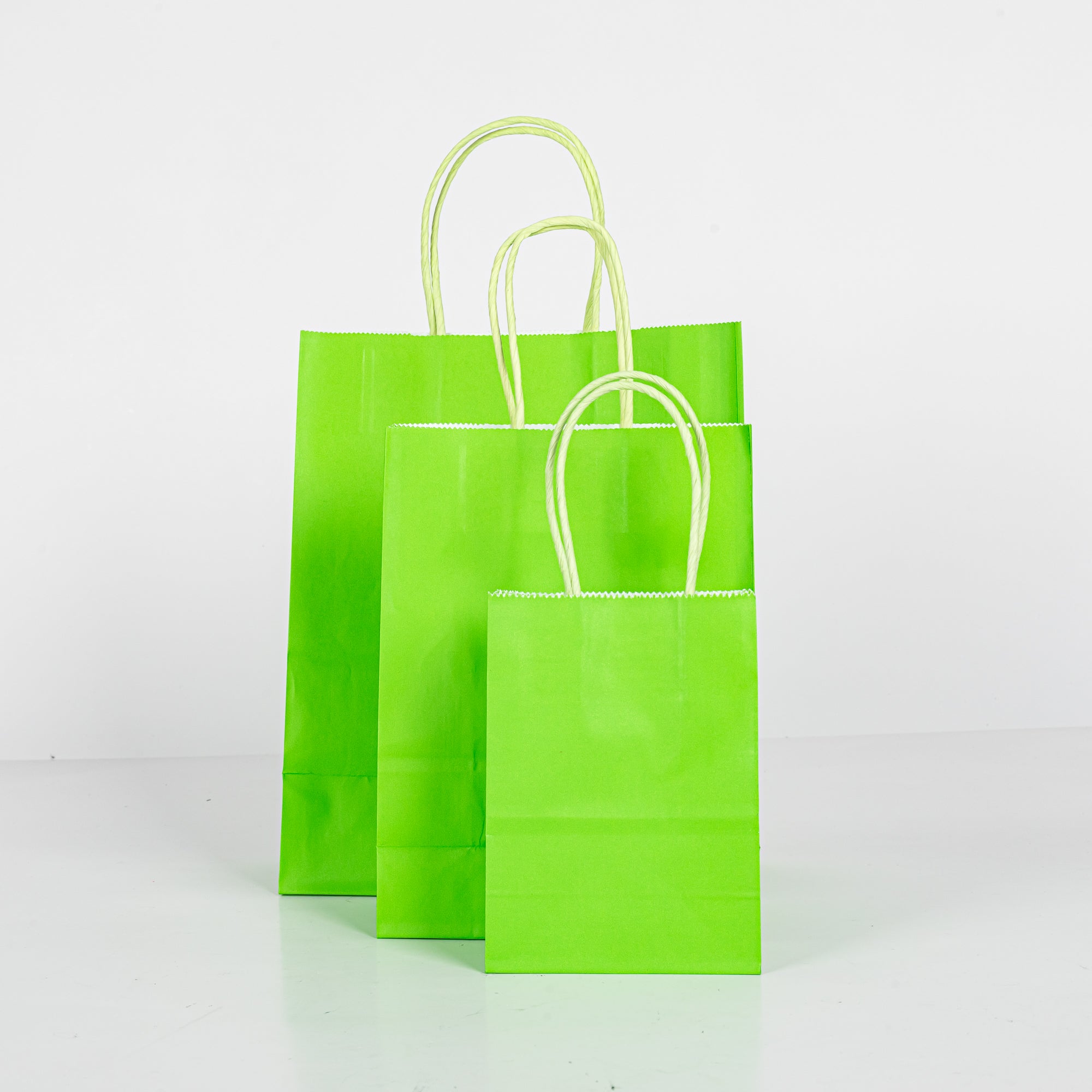 12x Papieren tas gedraaid handvat - 11cm x 15cm x 6cm - Fel Groen