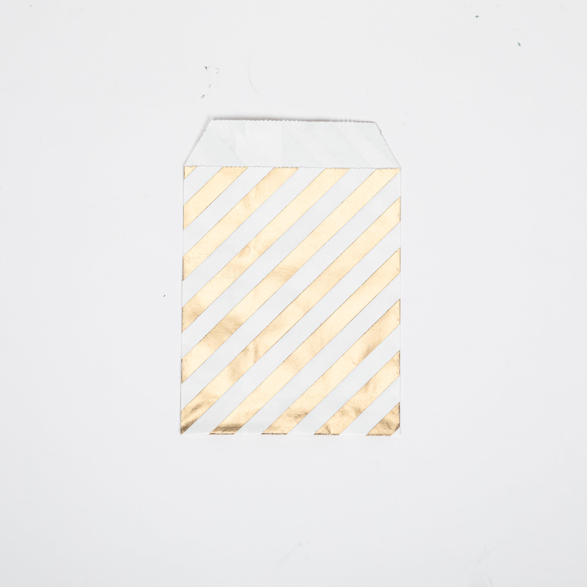 50 stuks Cadeau Papieren Zakjes gestreept kleur goud 10cm x 15cm