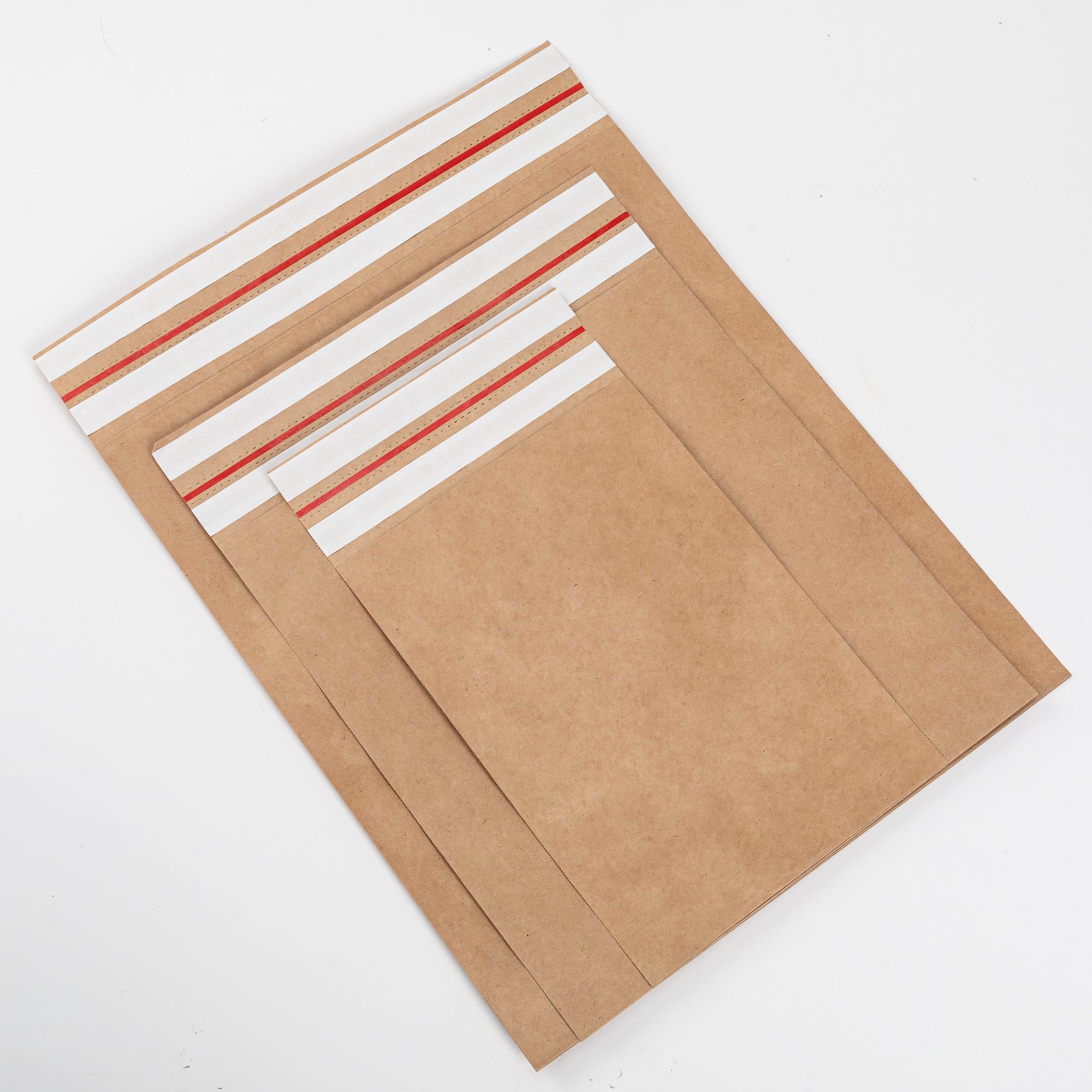 50x Papieren Verzendzak met Zijvouw en Bodem - 38cm x 33.50cm x 10cm + 7.5cm retour plakstrip