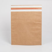 50x Papieren Verzendzak met Zijvouw en Bodem - 21cm x 30cm x 6cm + 7cm retour plakstrip