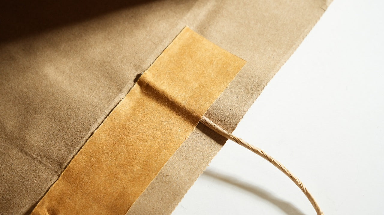 200x Papieren tassen 100 gr. 22+11 x 27 cm BIO FSC