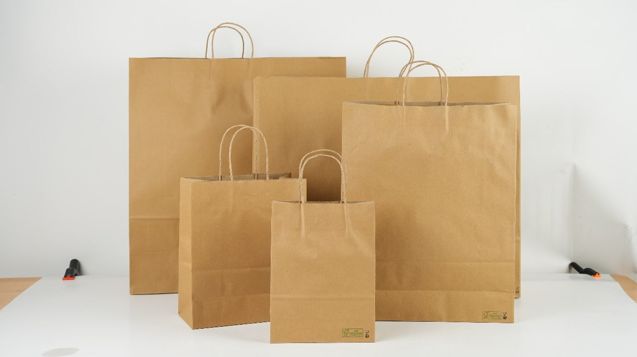 200x Papieren Tassen Extra Groot 120 gr. – 54+12 x 45 cm BIO FSC