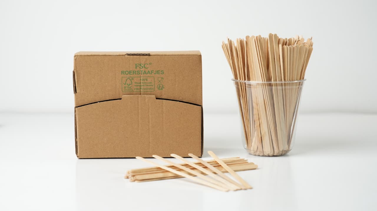 Roerstaafjes in dispenser box 14cm FSC 100% Hout