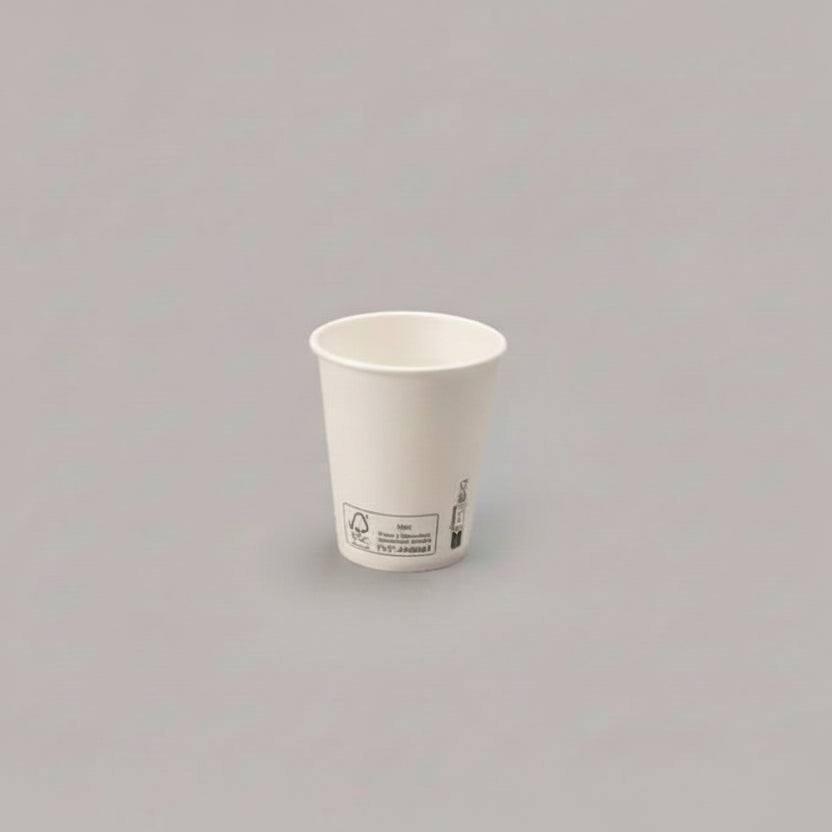 2500 witte kartonnen koffiebekers 177cc 7oz met FSC Mix certificering stapel