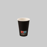 Set of 500 black 560ml large milkshakebeker groot cups made of FSC mix cardboard for cold drinks